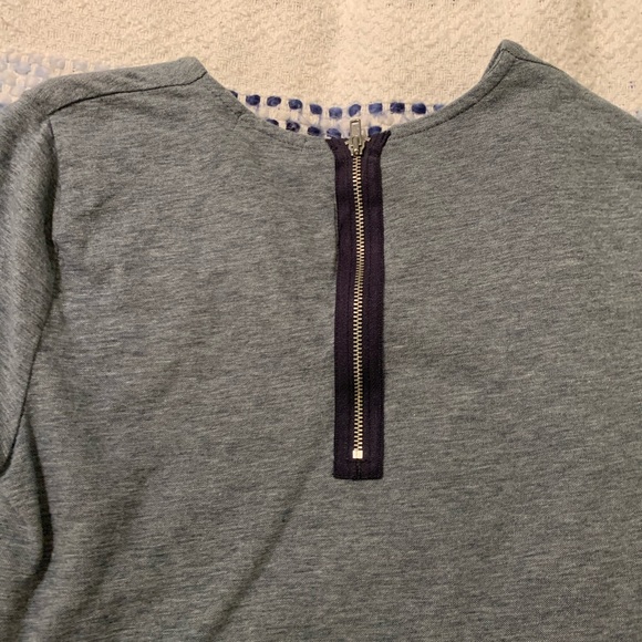 Gap Top - Picture 3 of 3